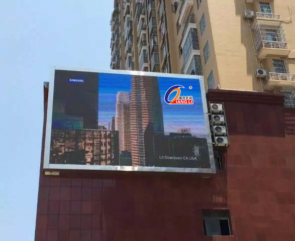天门齐乐城广场户外S10全彩显示屏120平方米
